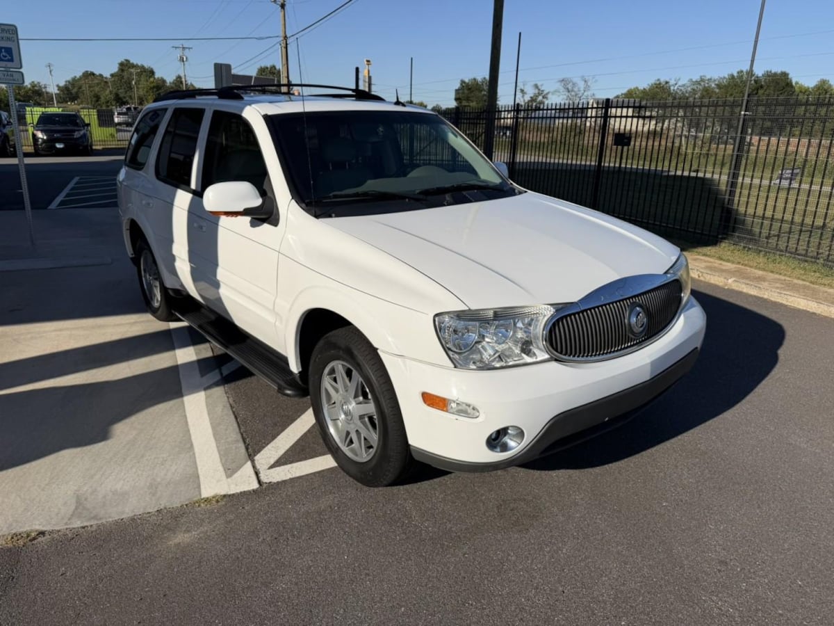 Photo 10 of this Buick Rainier