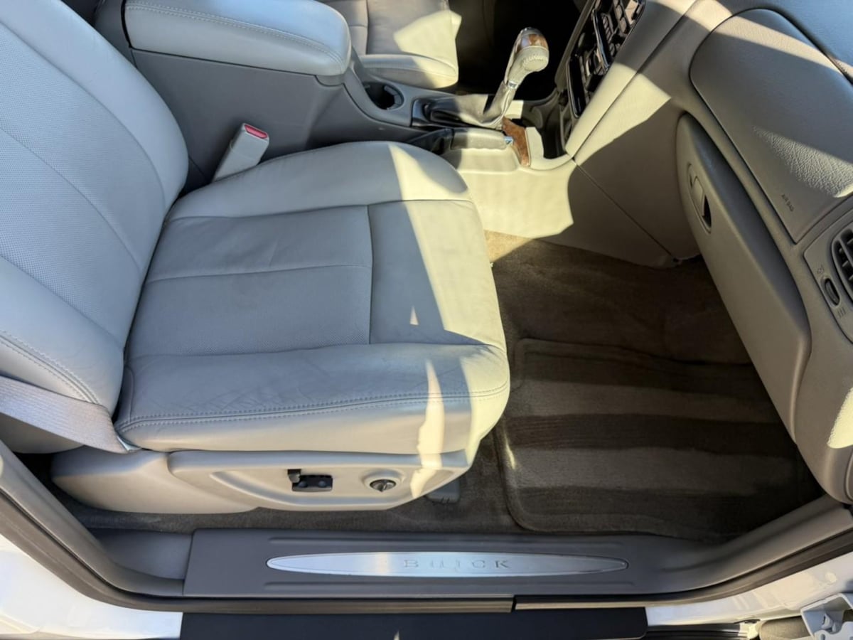 Photo 18 of this Buick Rainier