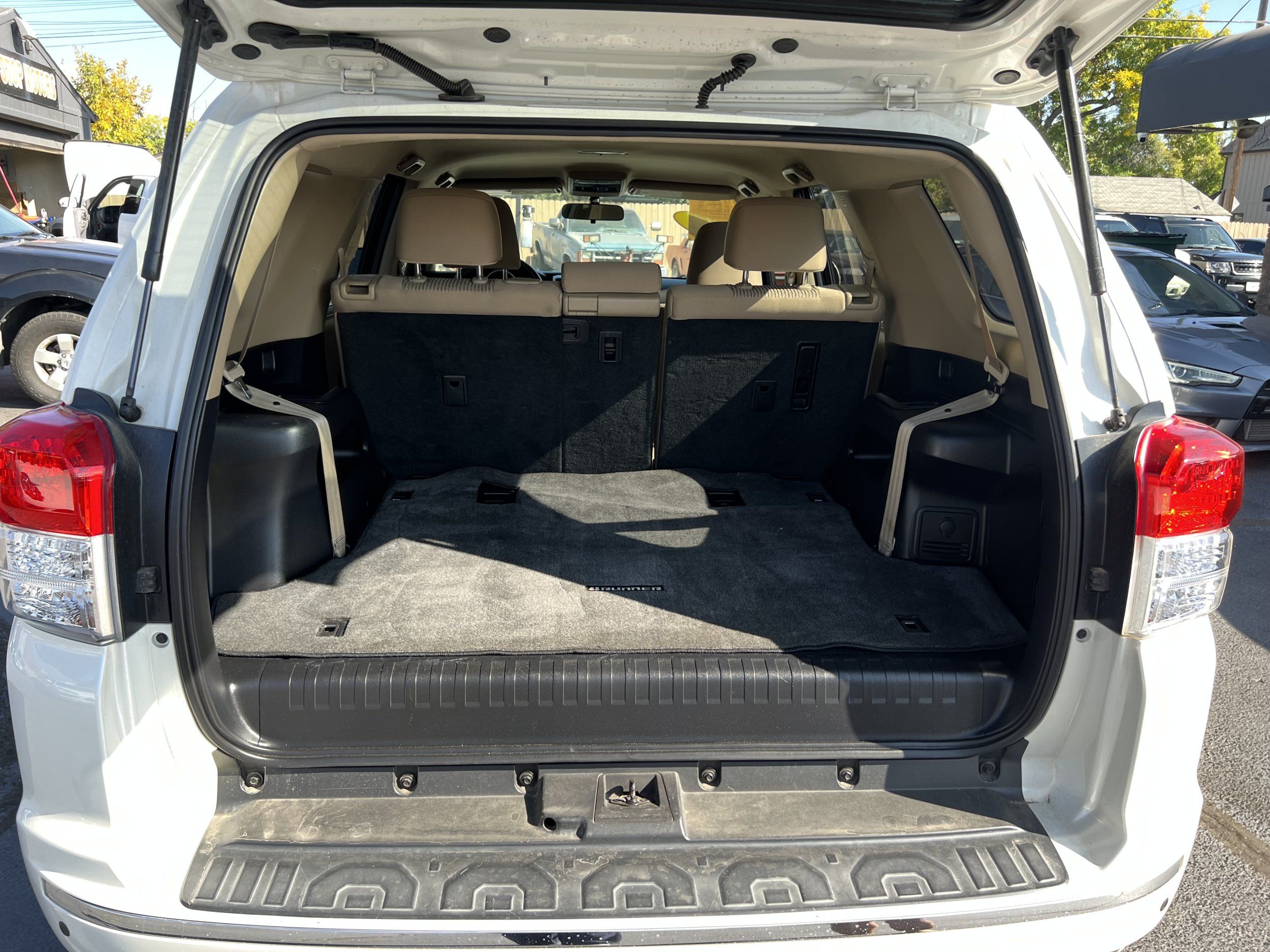 Photo 47 of this Toyota 4Runner