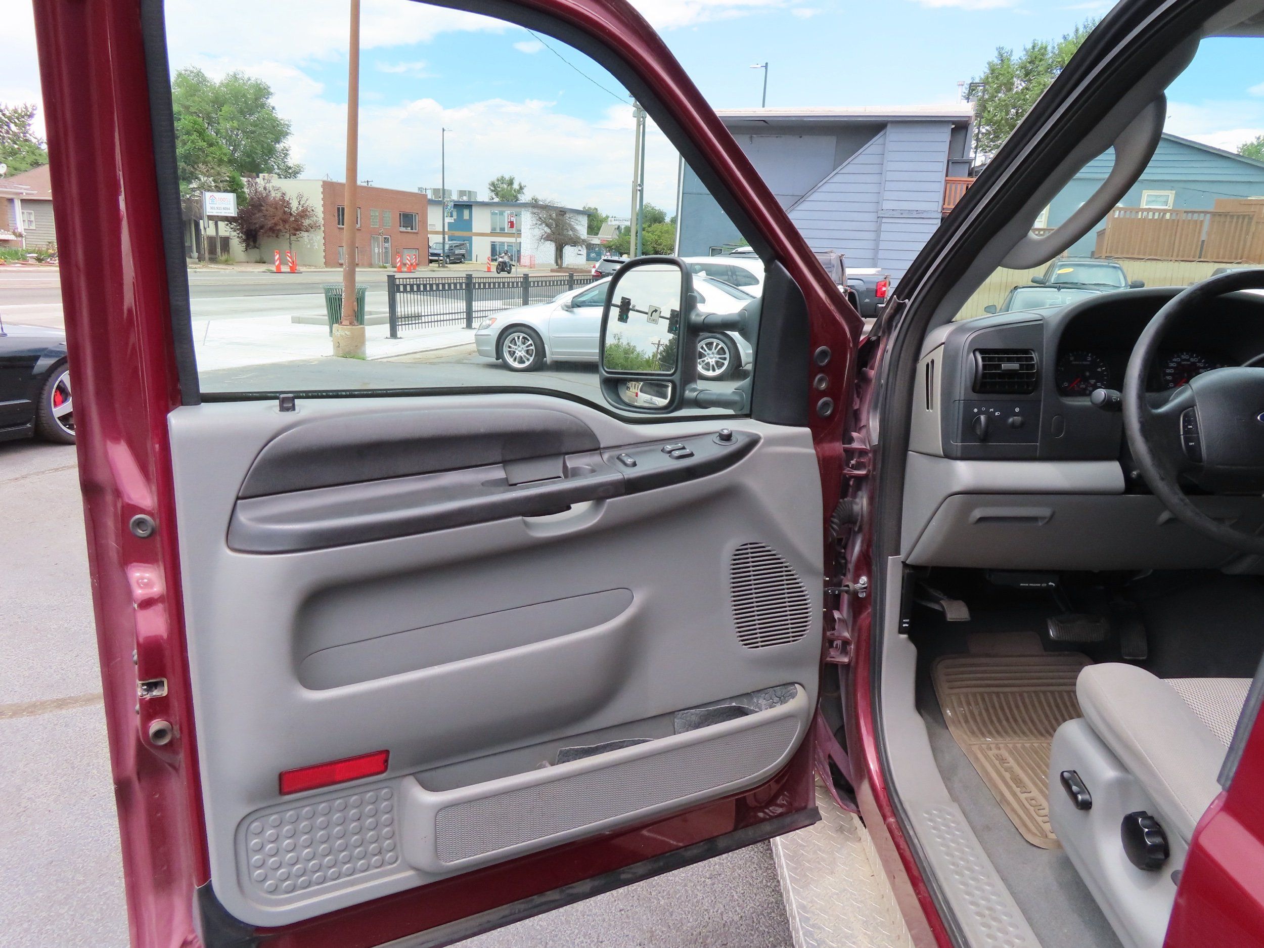 Ford F-250 photo 13