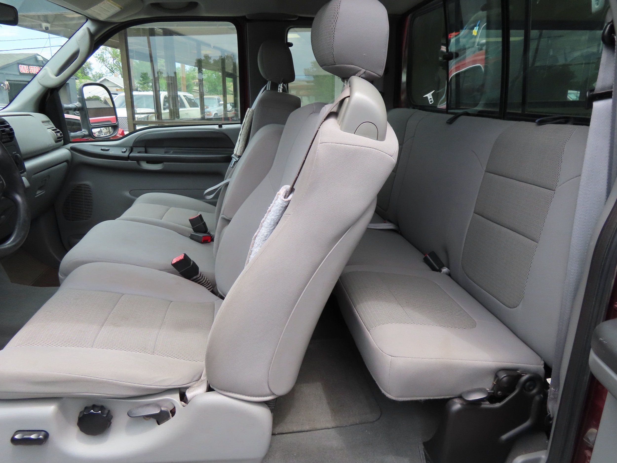 Ford F-250 photo 21