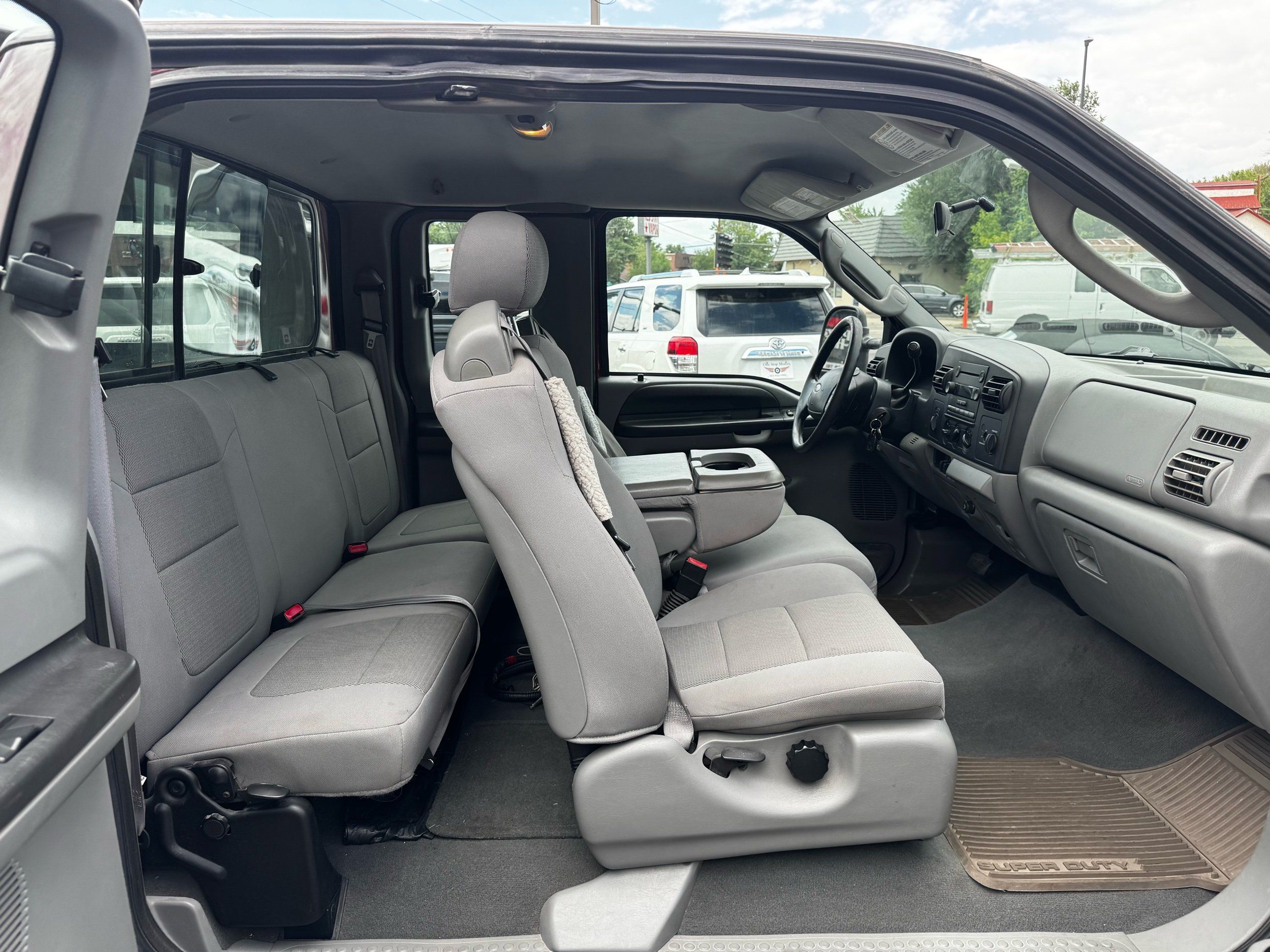 Ford F-250 photo 24