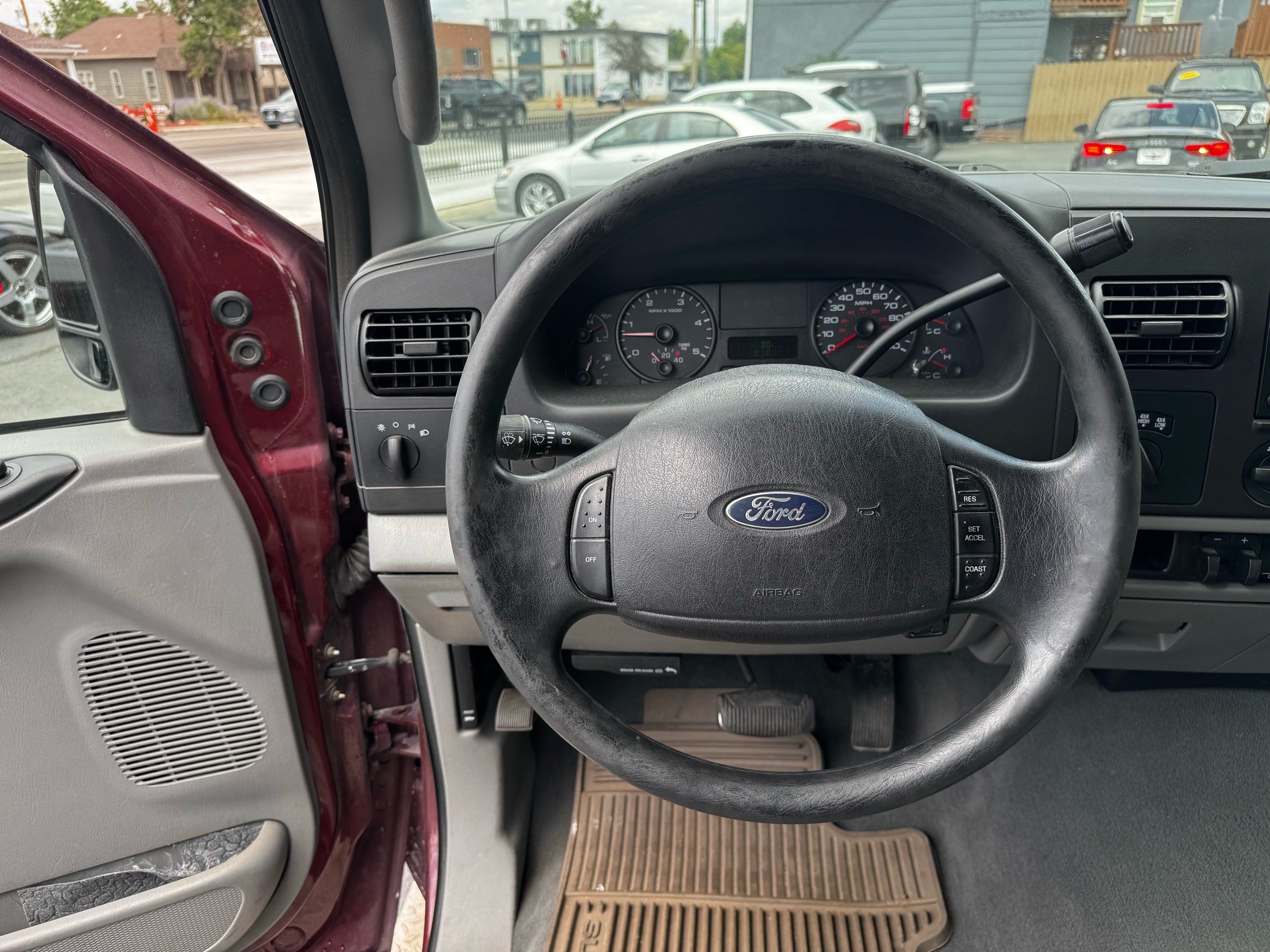 Ford F-250 photo 33