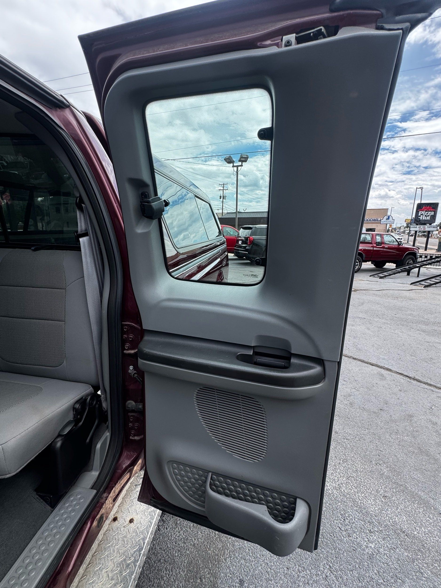 Ford F-250 photo 36