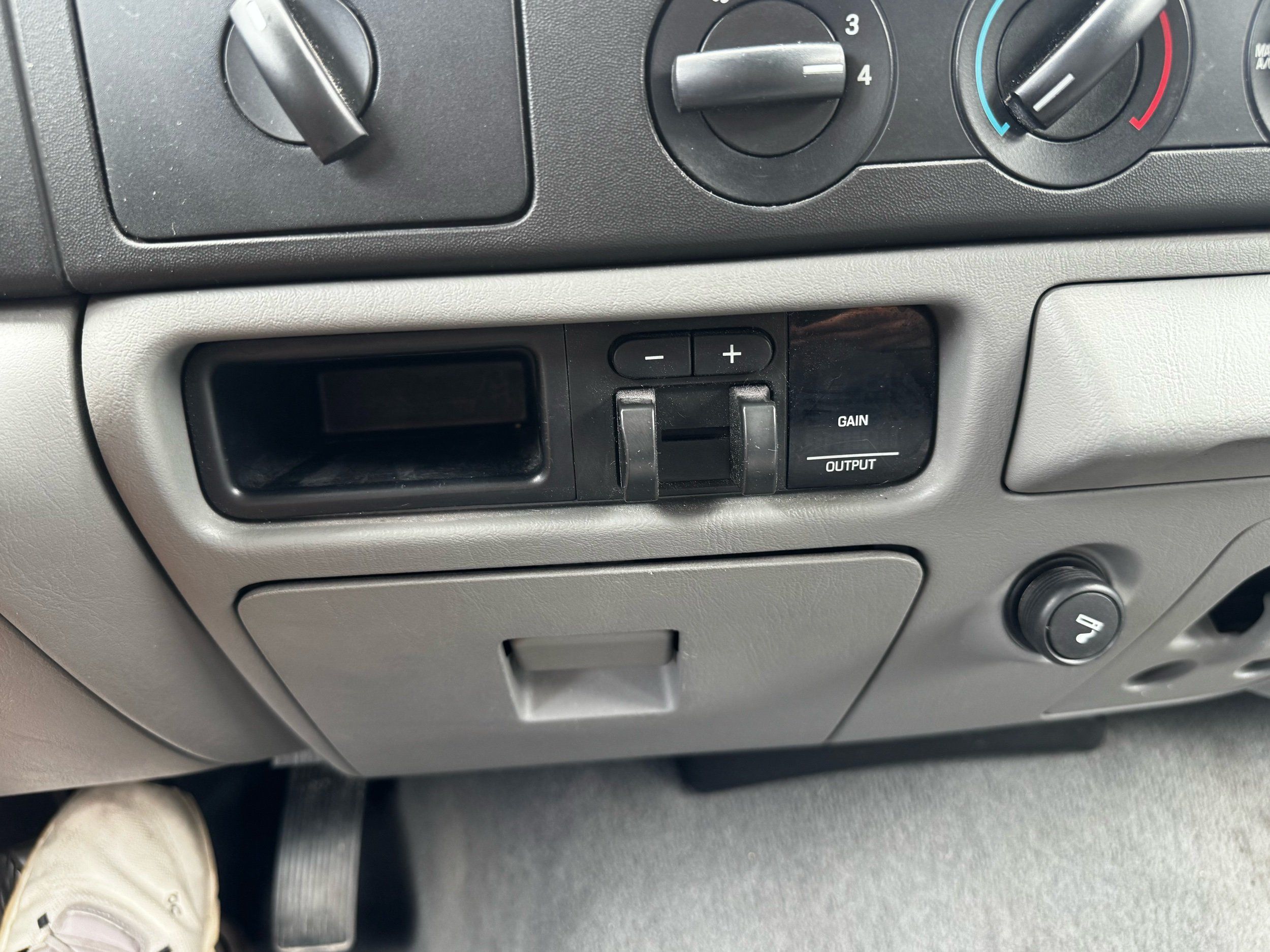 Ford F-250 photo 39