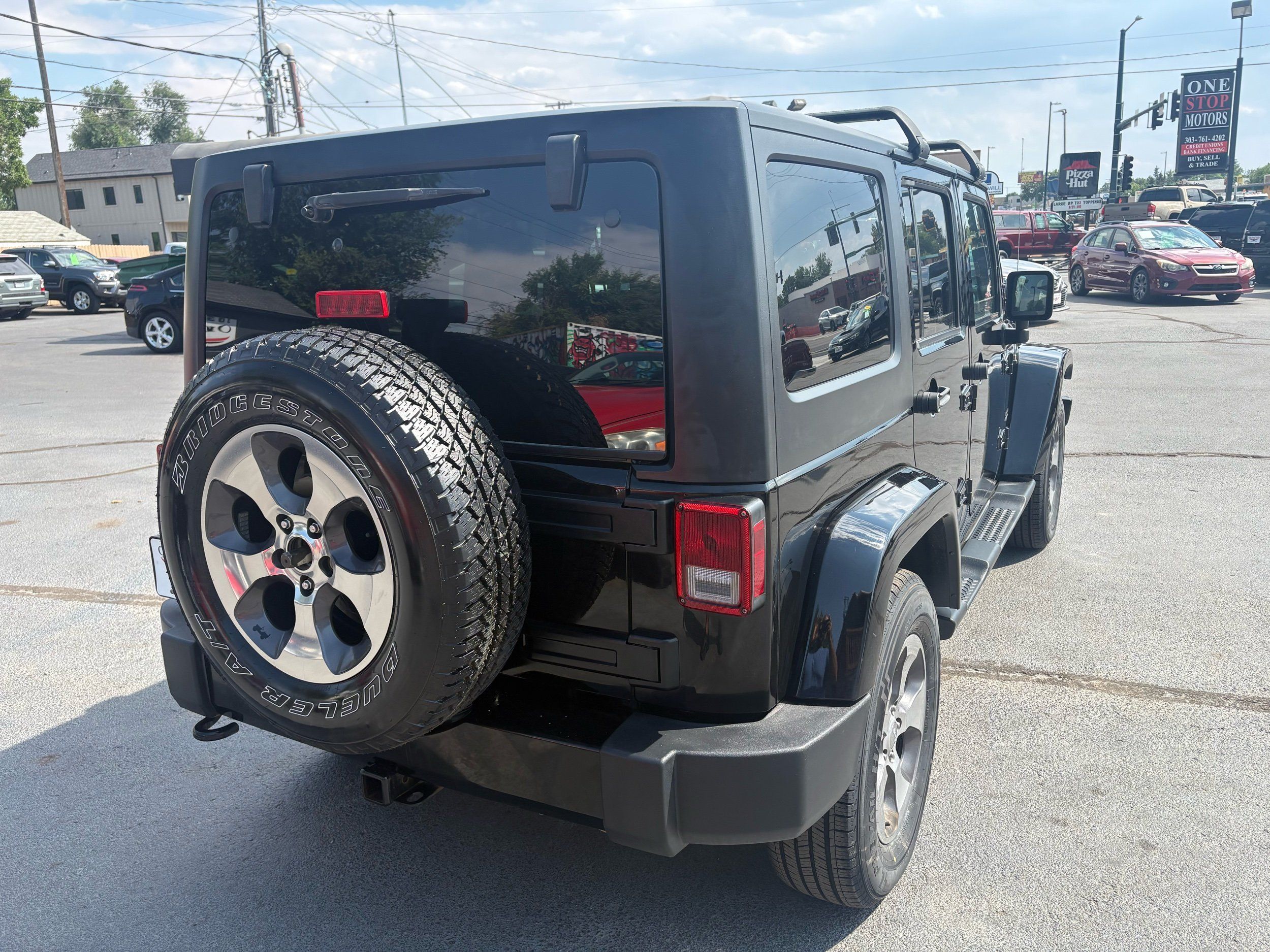 Jeep Wrangler photo 8