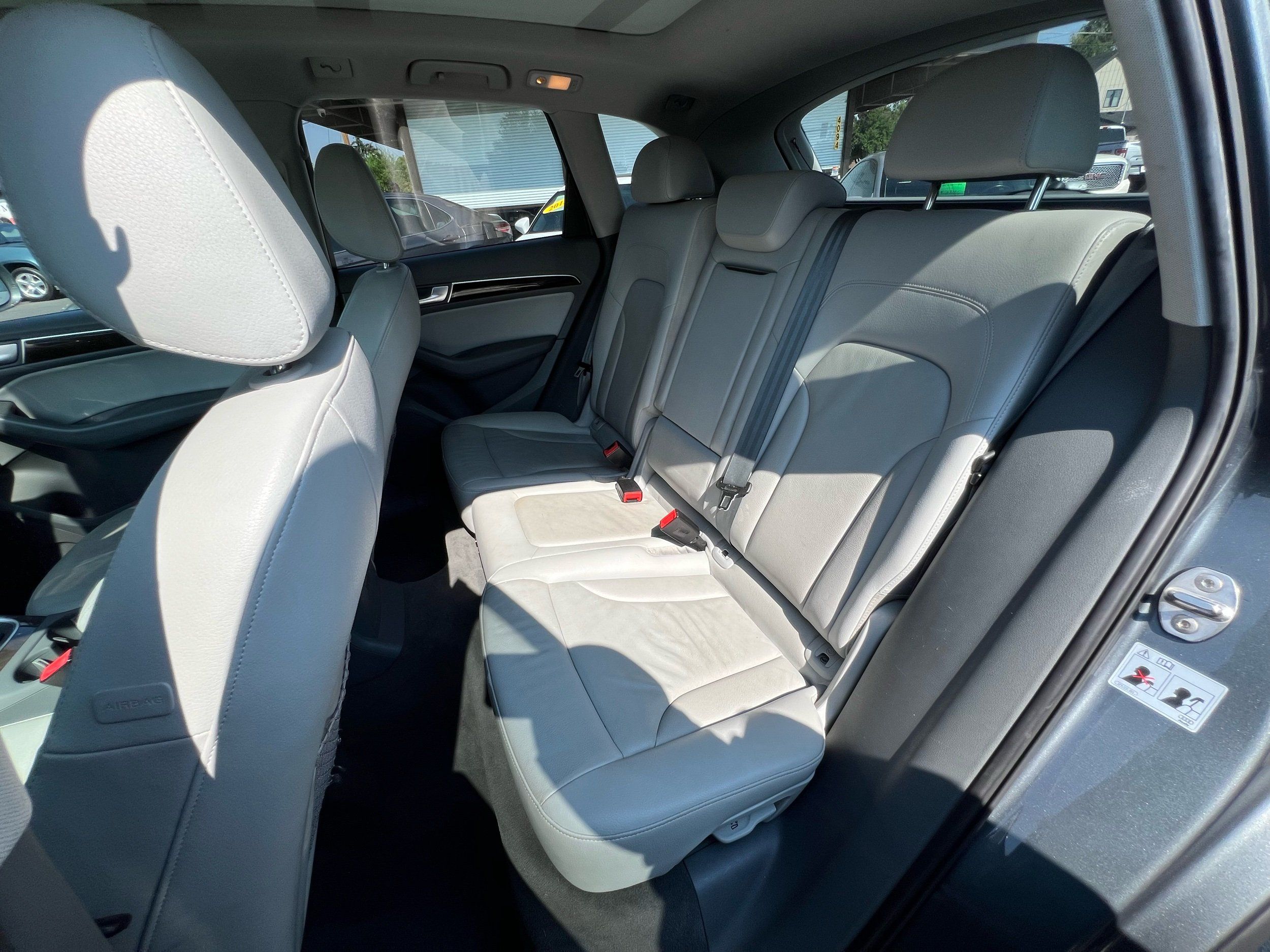 Audi Q5 photo 29