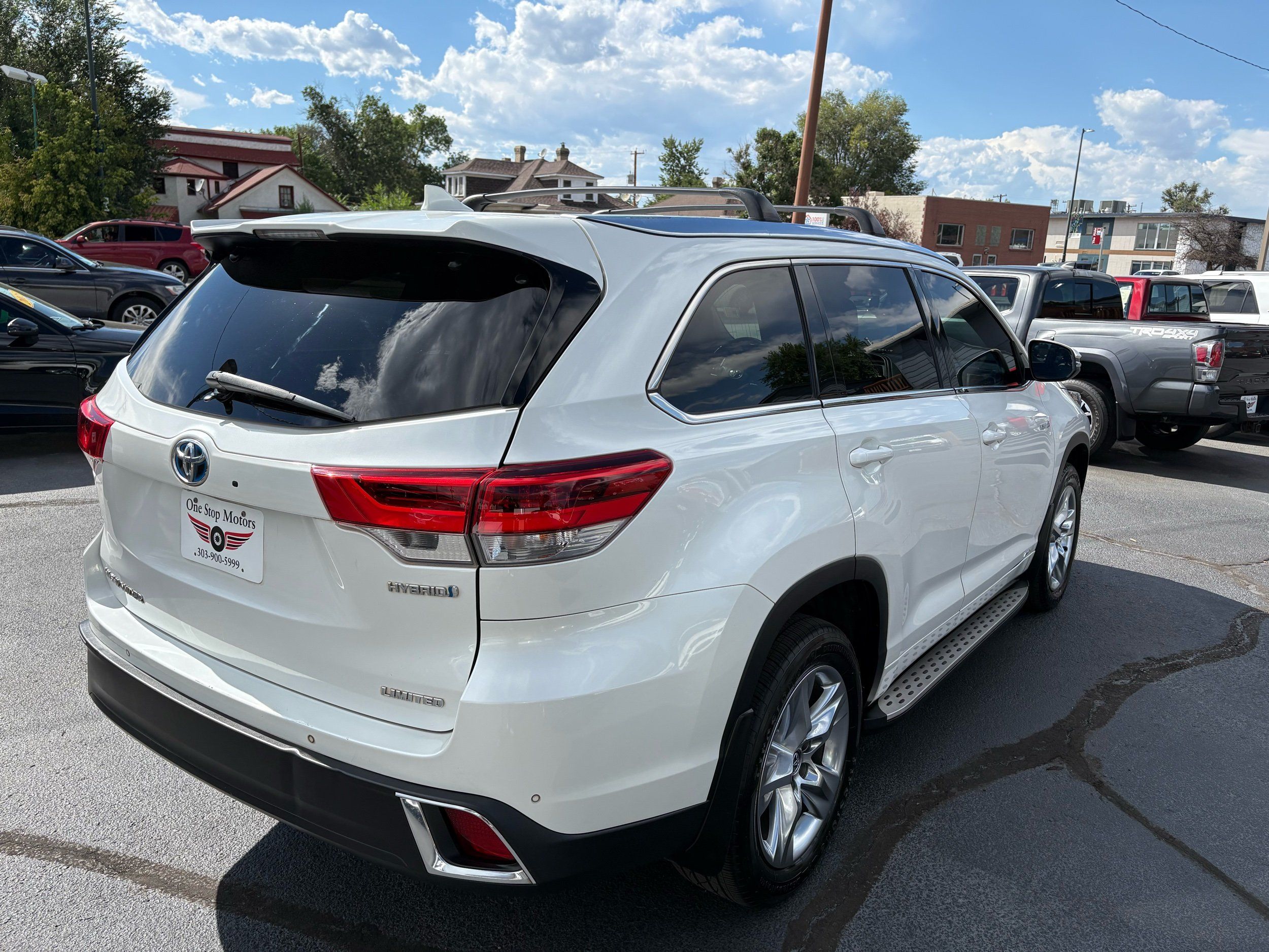 Toyota Highlander photo 4