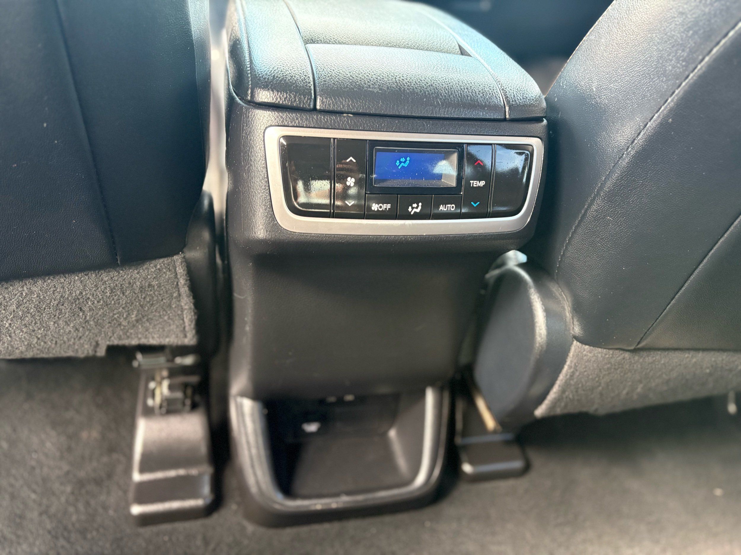 Toyota Highlander photo 36