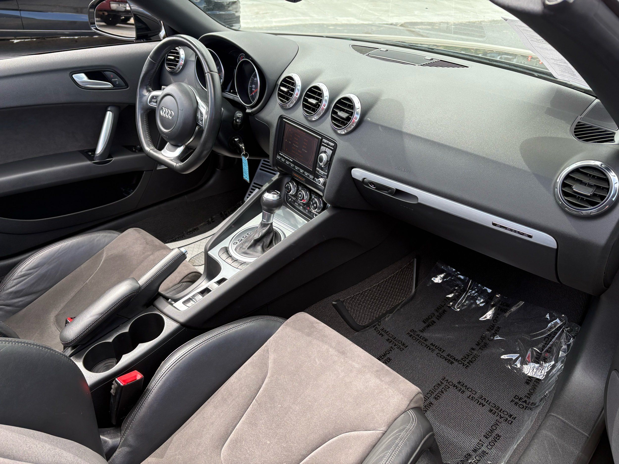 Audi TT photo 23