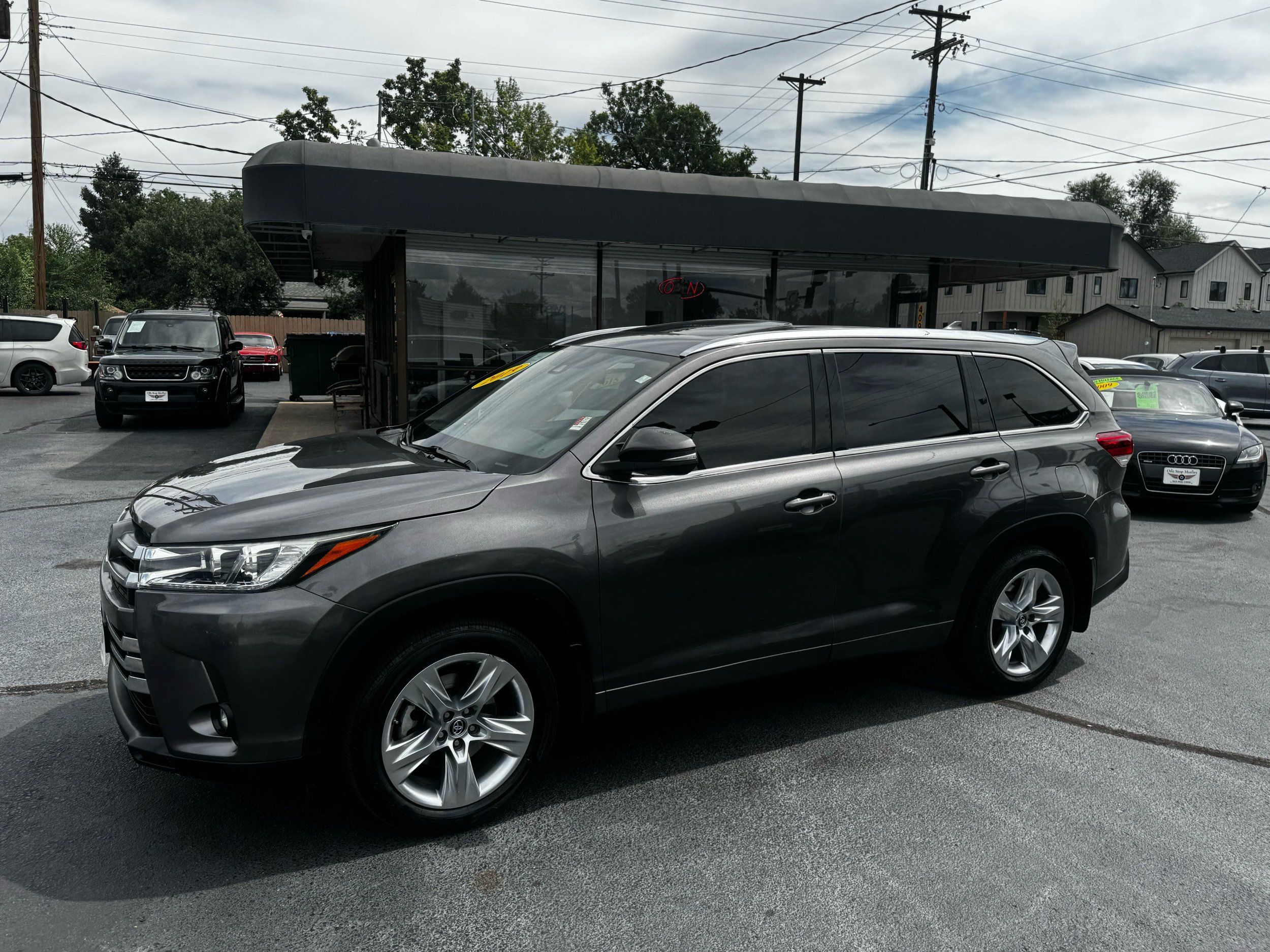 Toyota Highlander photo 4