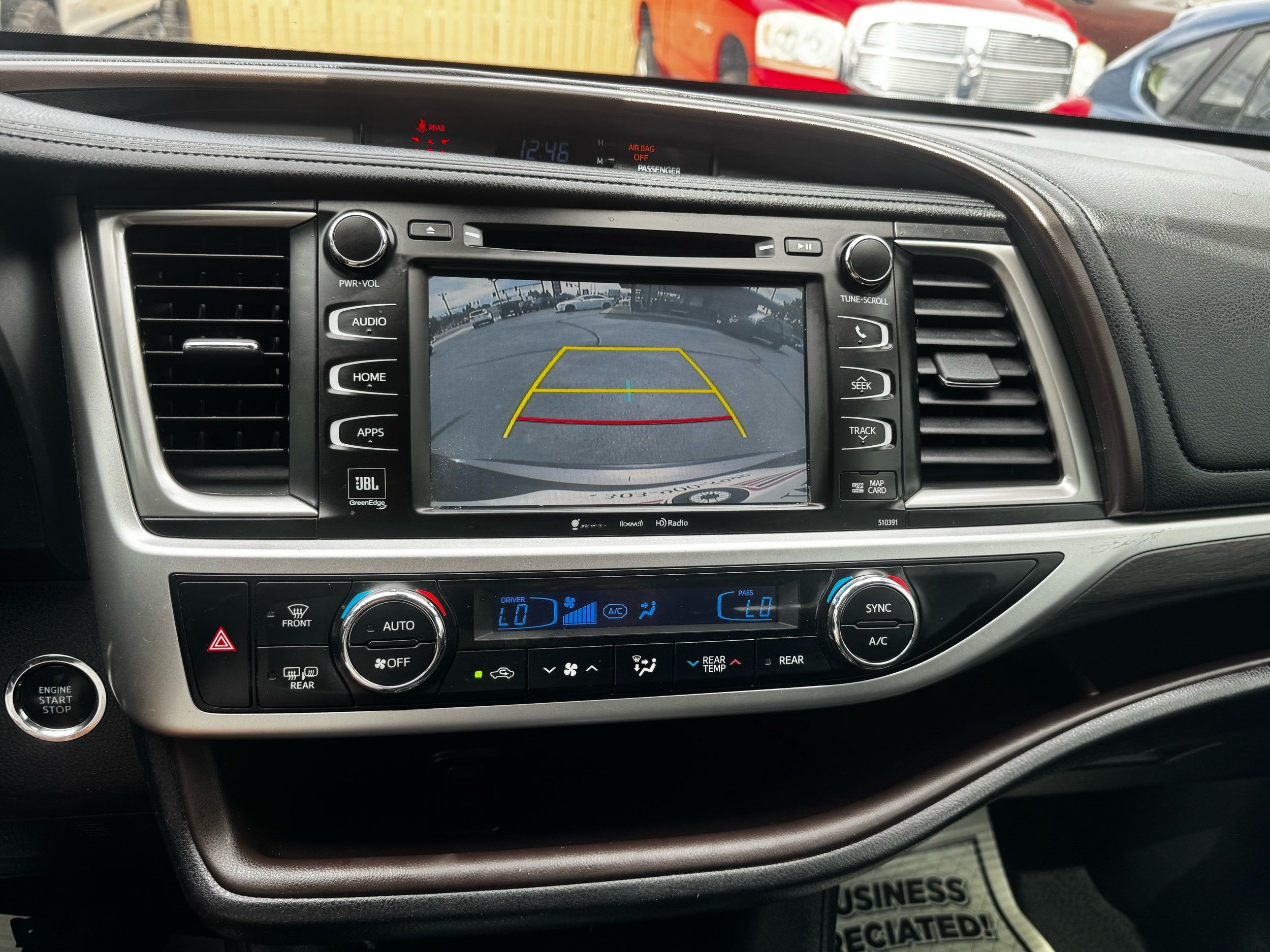 Toyota Highlander photo 12
