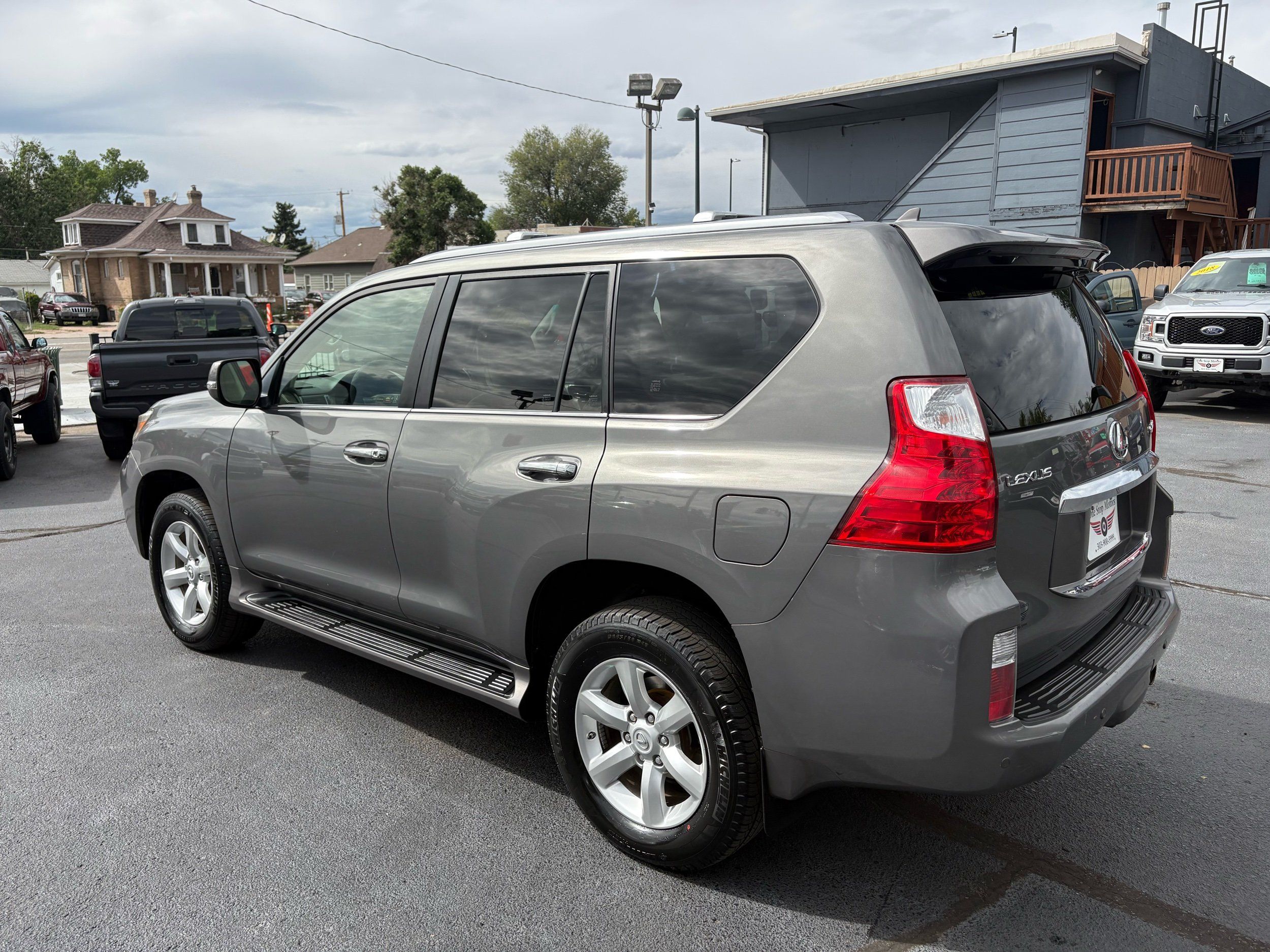 Lexus GX photo 7