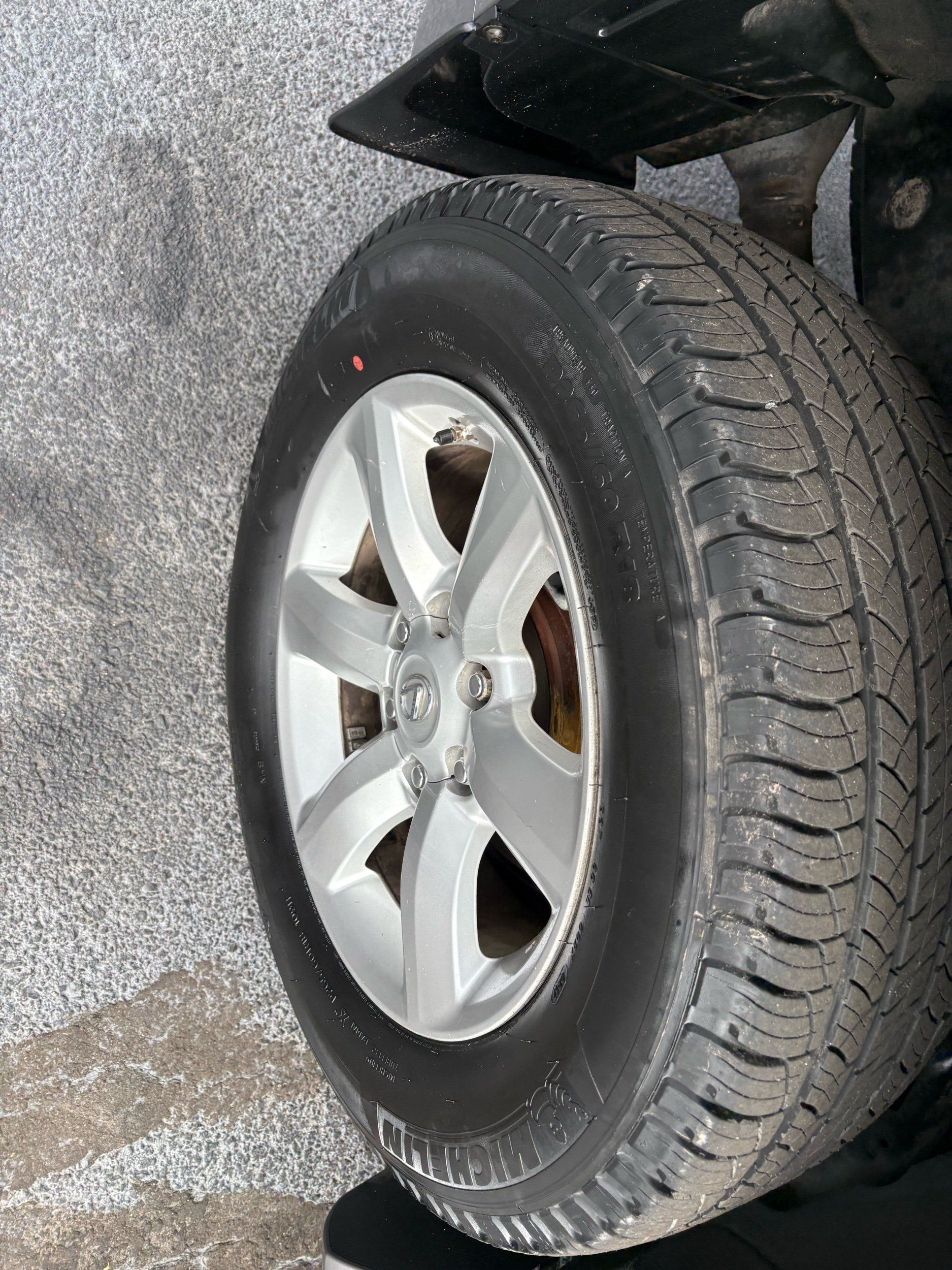 Lexus GX photo 18
