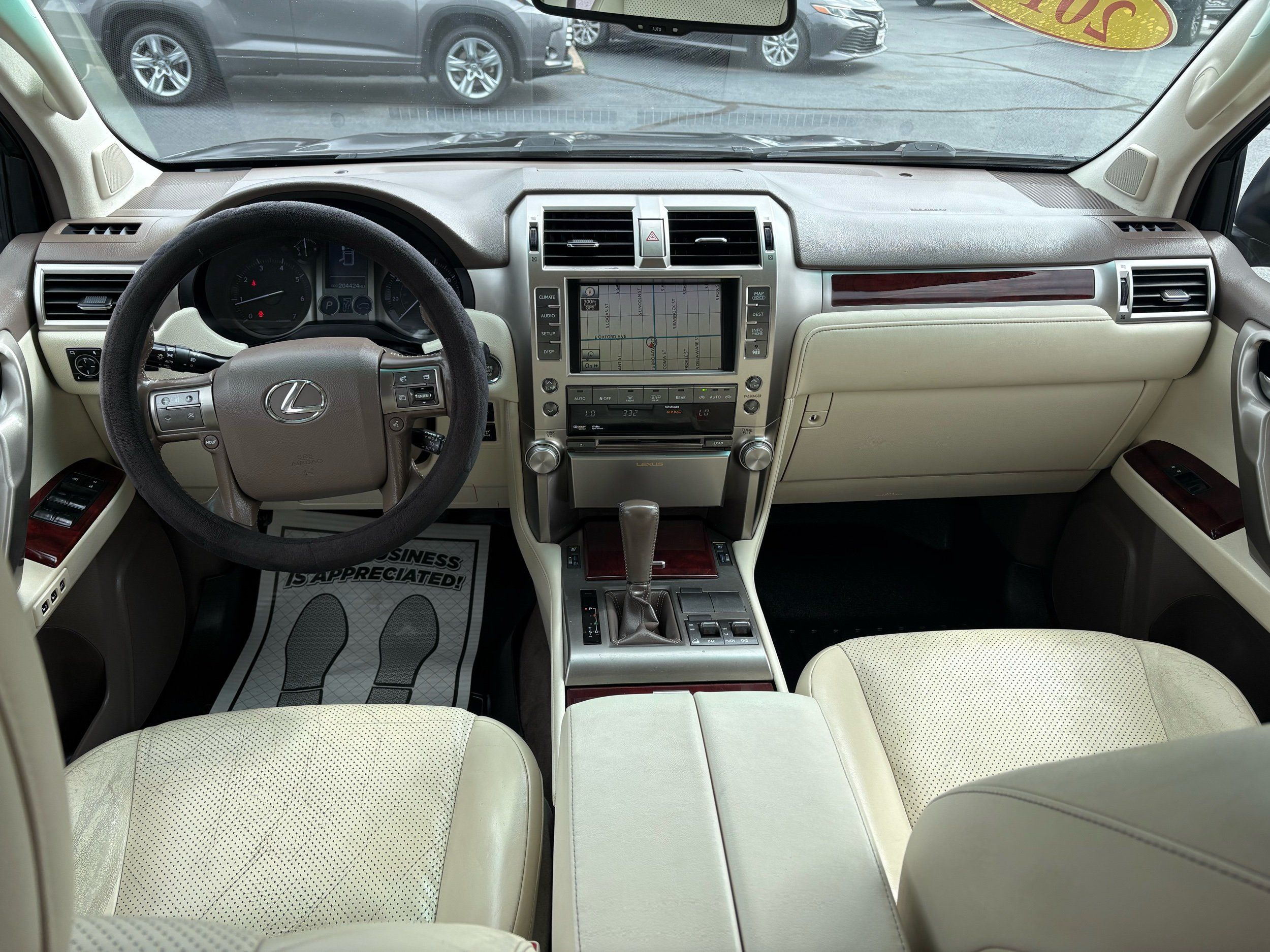 Lexus GX photo 36