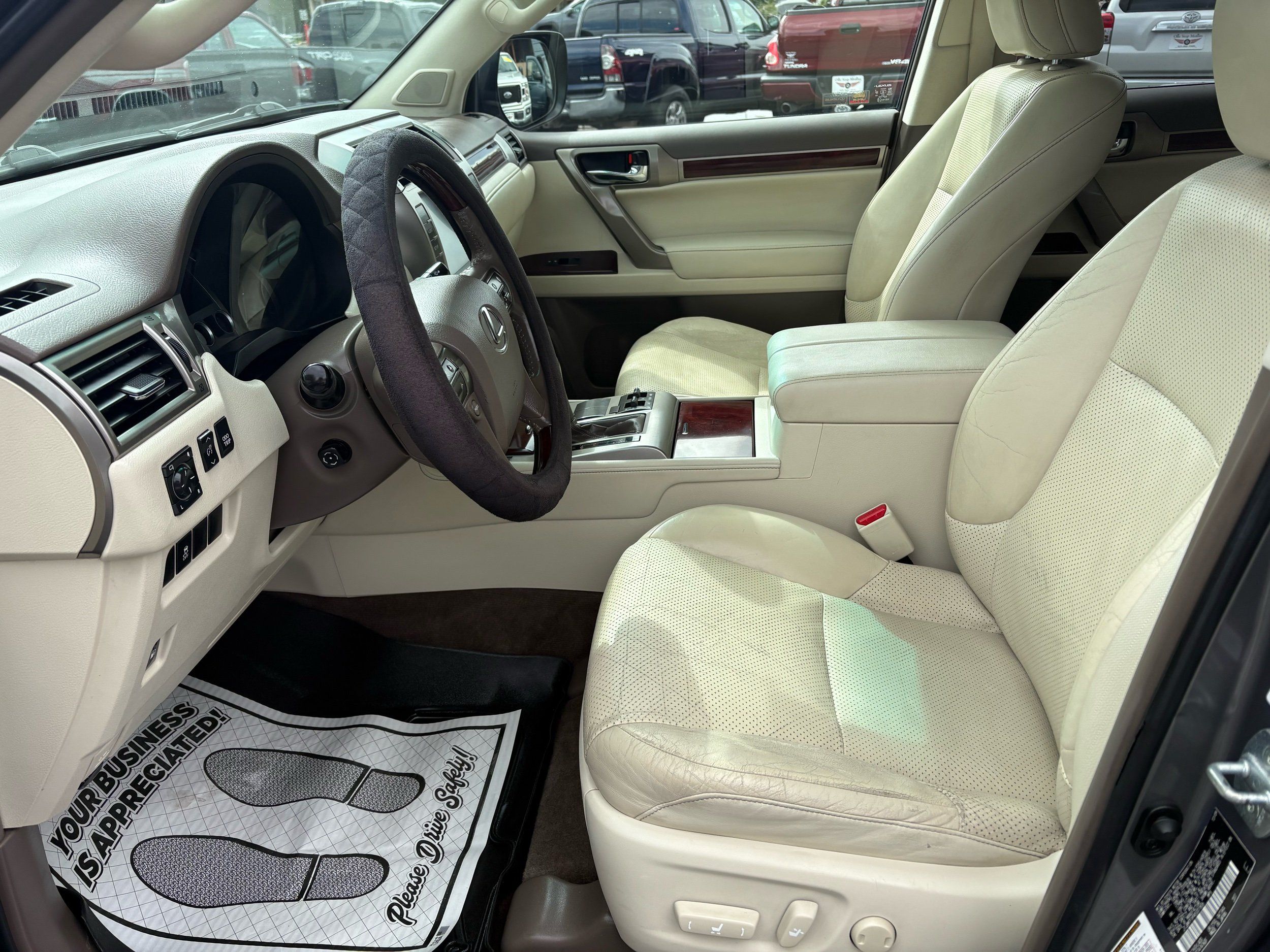 Lexus GX photo 37