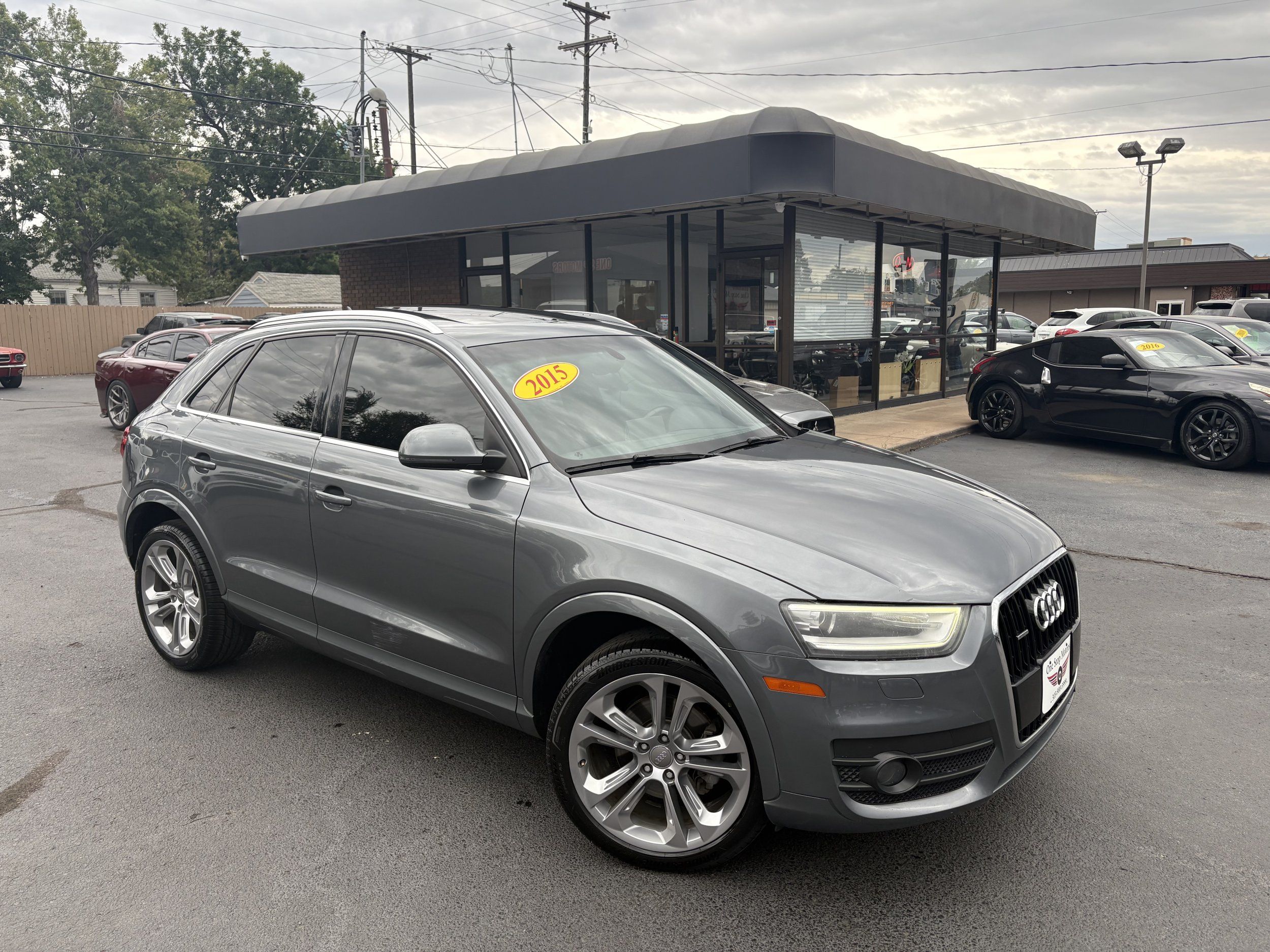 Audi Q3 photo 2