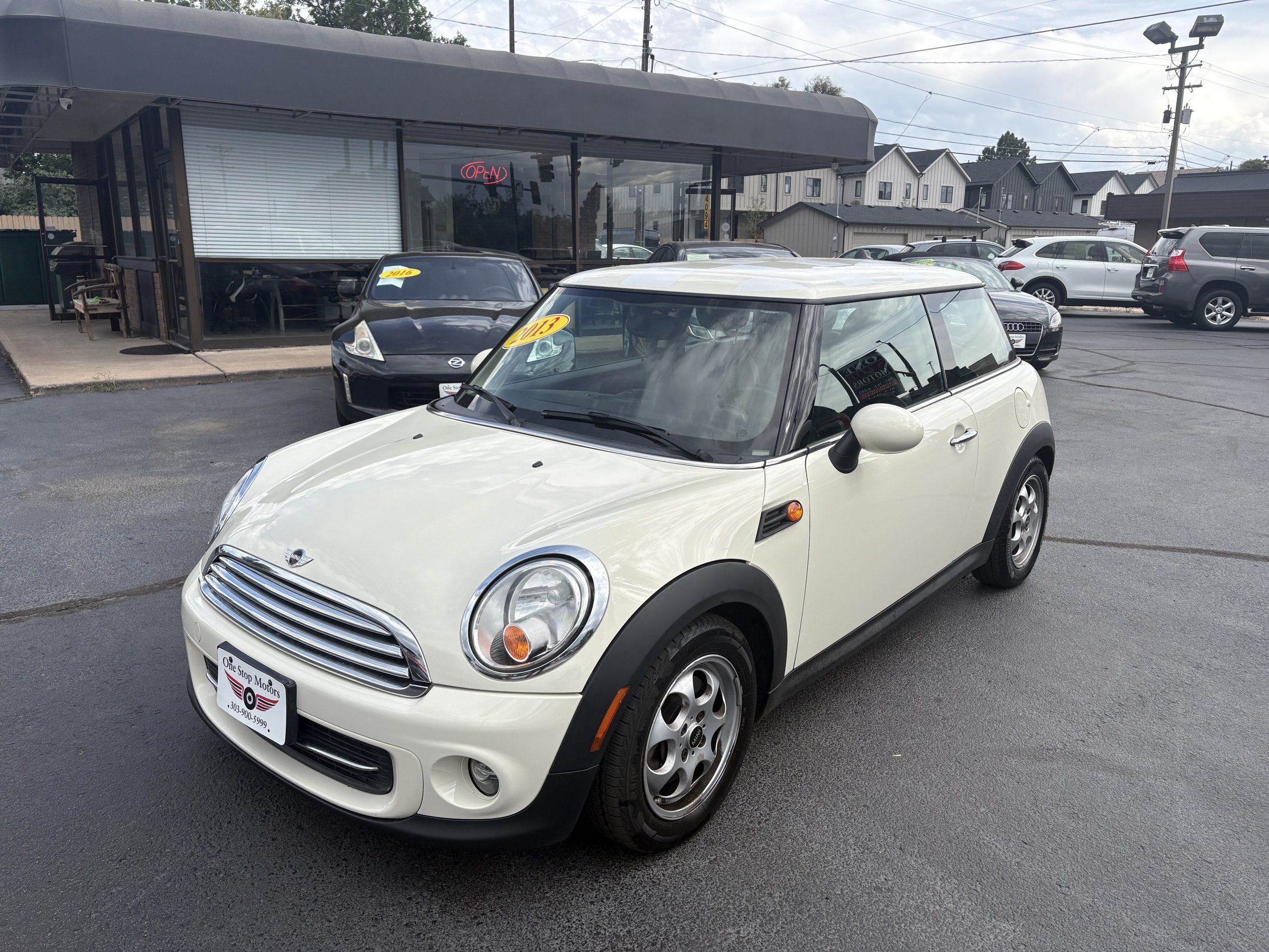 Mini Cooper photo 2