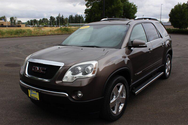 GMC Acadia photo 2