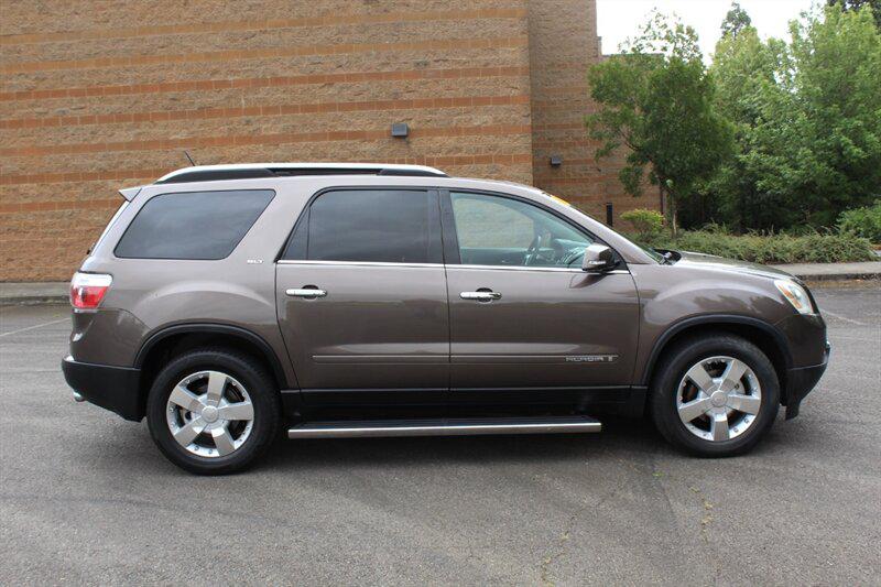 GMC Acadia photo 5