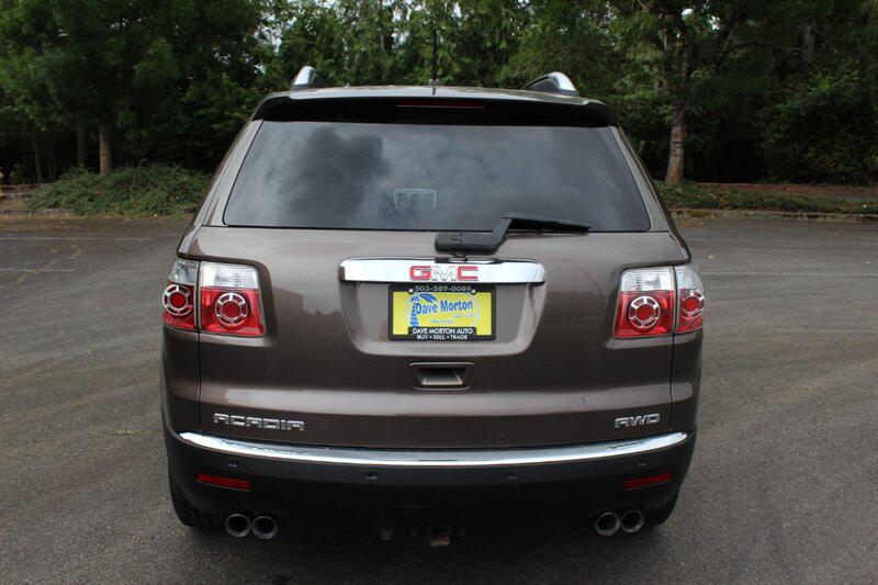 GMC Acadia photo 8
