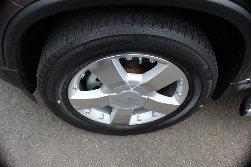 GMC Acadia photo 22