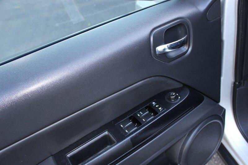 Jeep Patriot photo 11