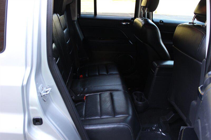Jeep Patriot photo 16