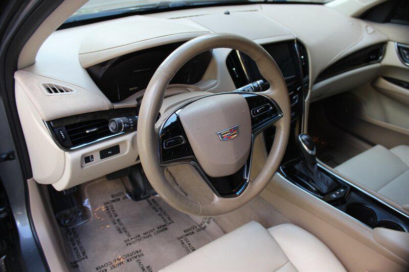 Cadillac ATS photo 9