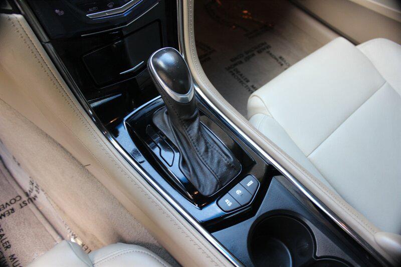 Cadillac ATS photo 12