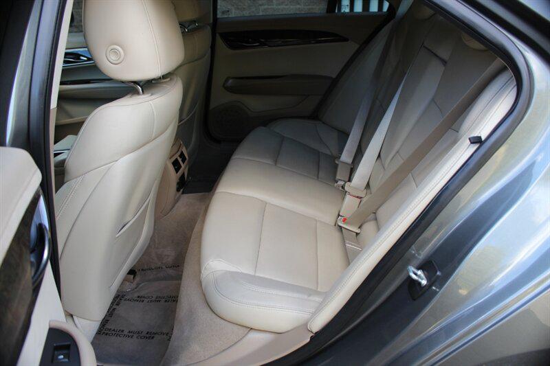 Cadillac ATS photo 13