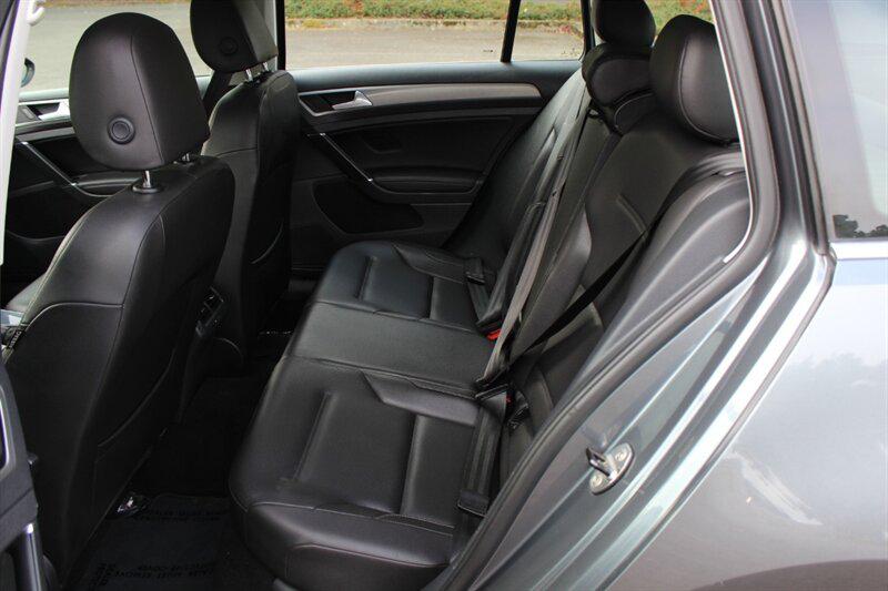 2015 Volkswagen Golf SportWagen TDI S - Photo 13