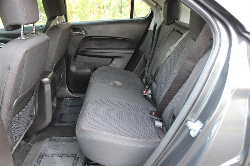 Chevrolet Equinox photo 13