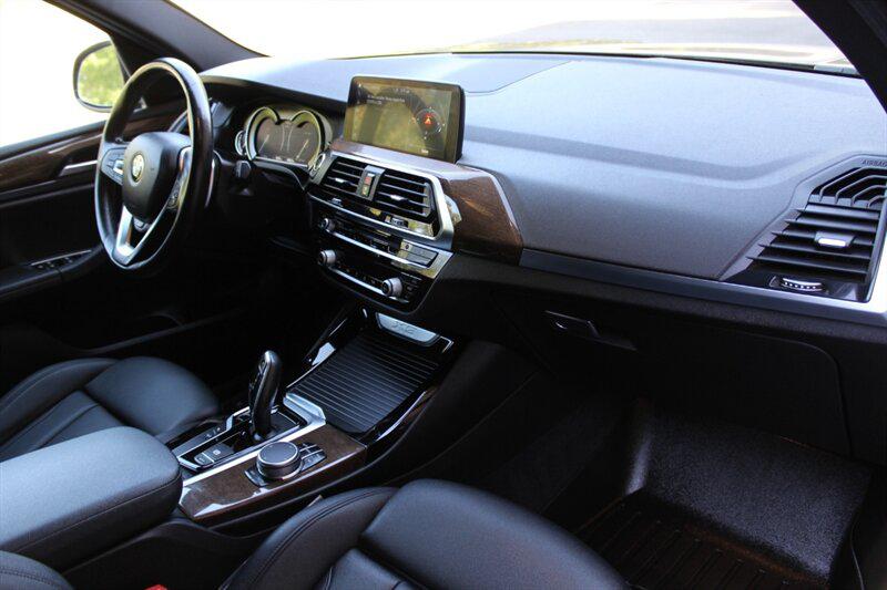2019 BMW X3 30i - Photo 17