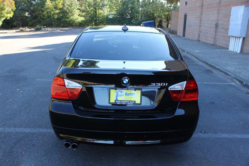 Photo 8 of this BMW 3 Series