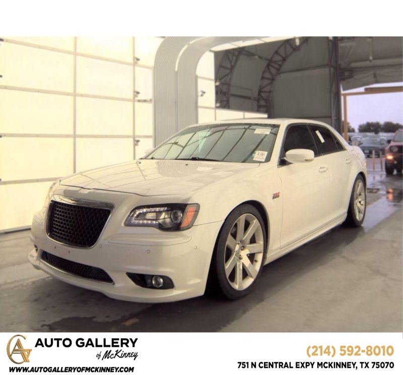 2012 Chrysler 300 SRT8