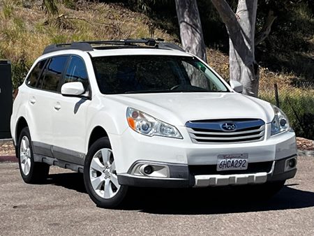 Sold 2010 Subaru Outback Ltd Pwr Moon