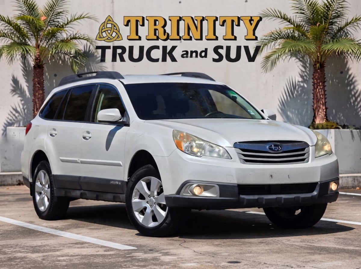Sold 2012 Subaru Outback 2.5i Prem