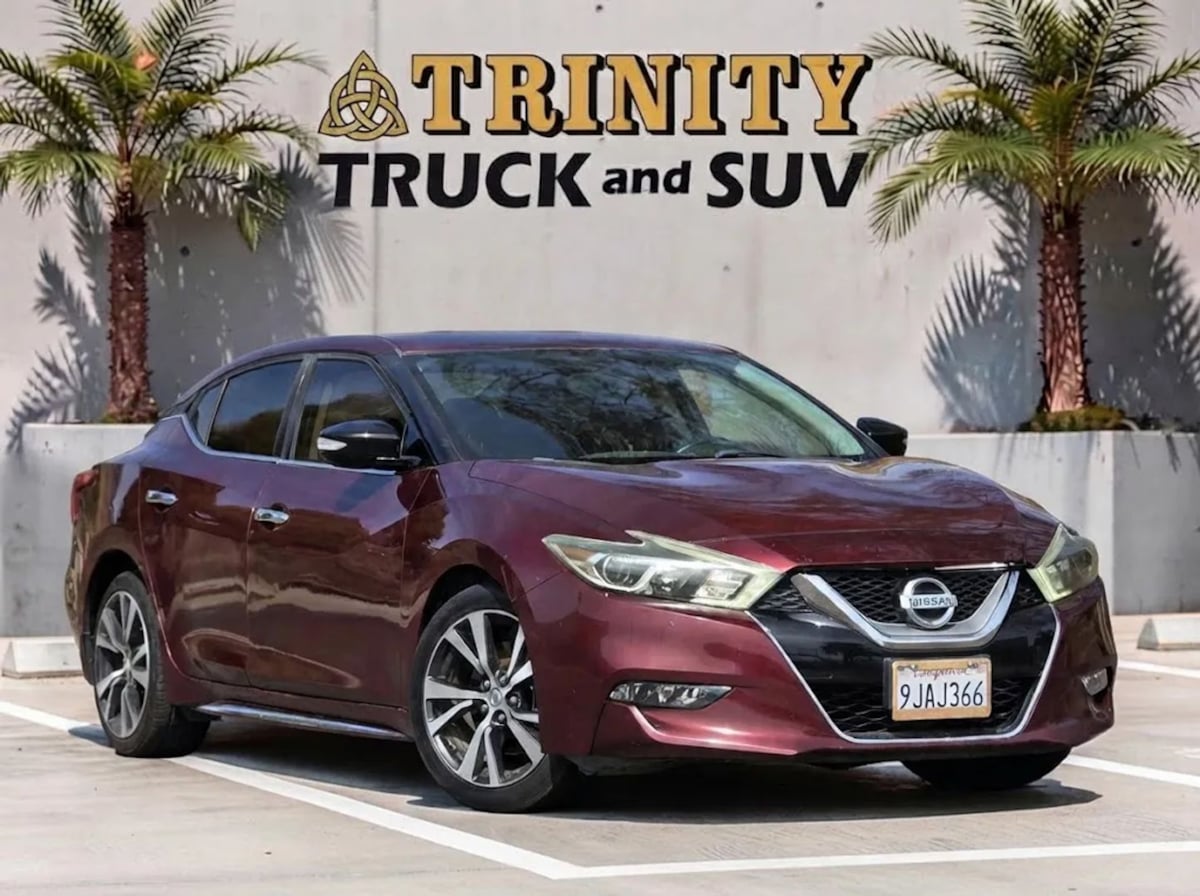 Sold 2016 Nissan Maxima 3.5 SV