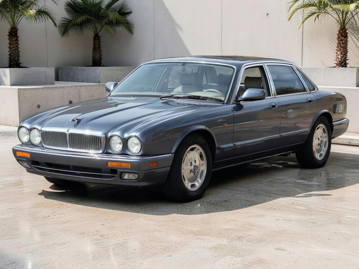 Photo 5 of this Jaguar XJ Series Sedan