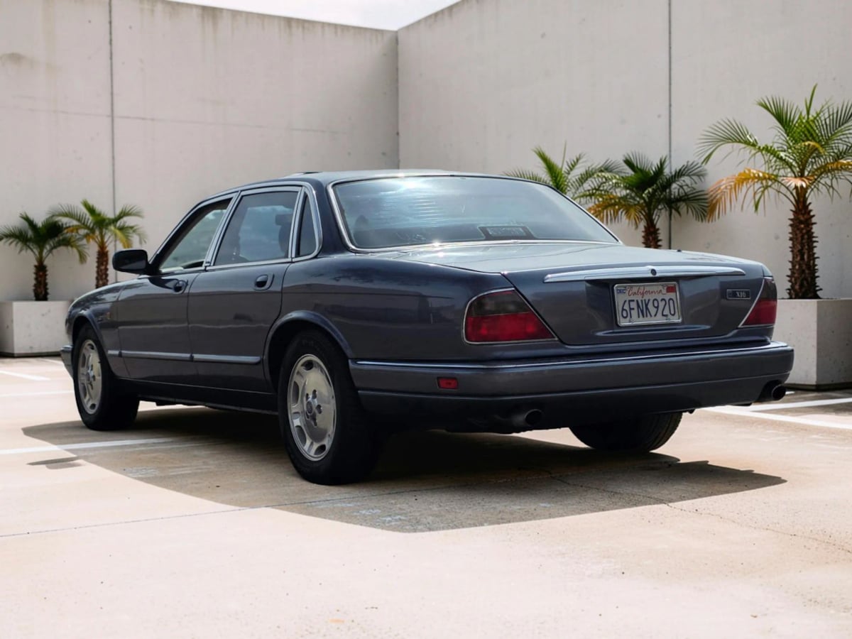 Photo 7 of this Jaguar XJ Series Sedan
