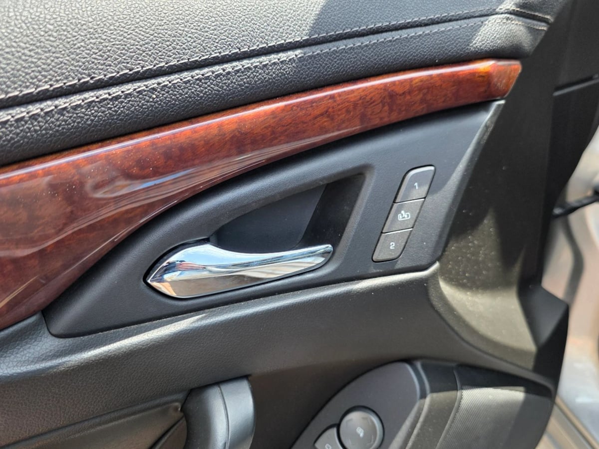 Photo 23 of this Cadillac CTS Sedan