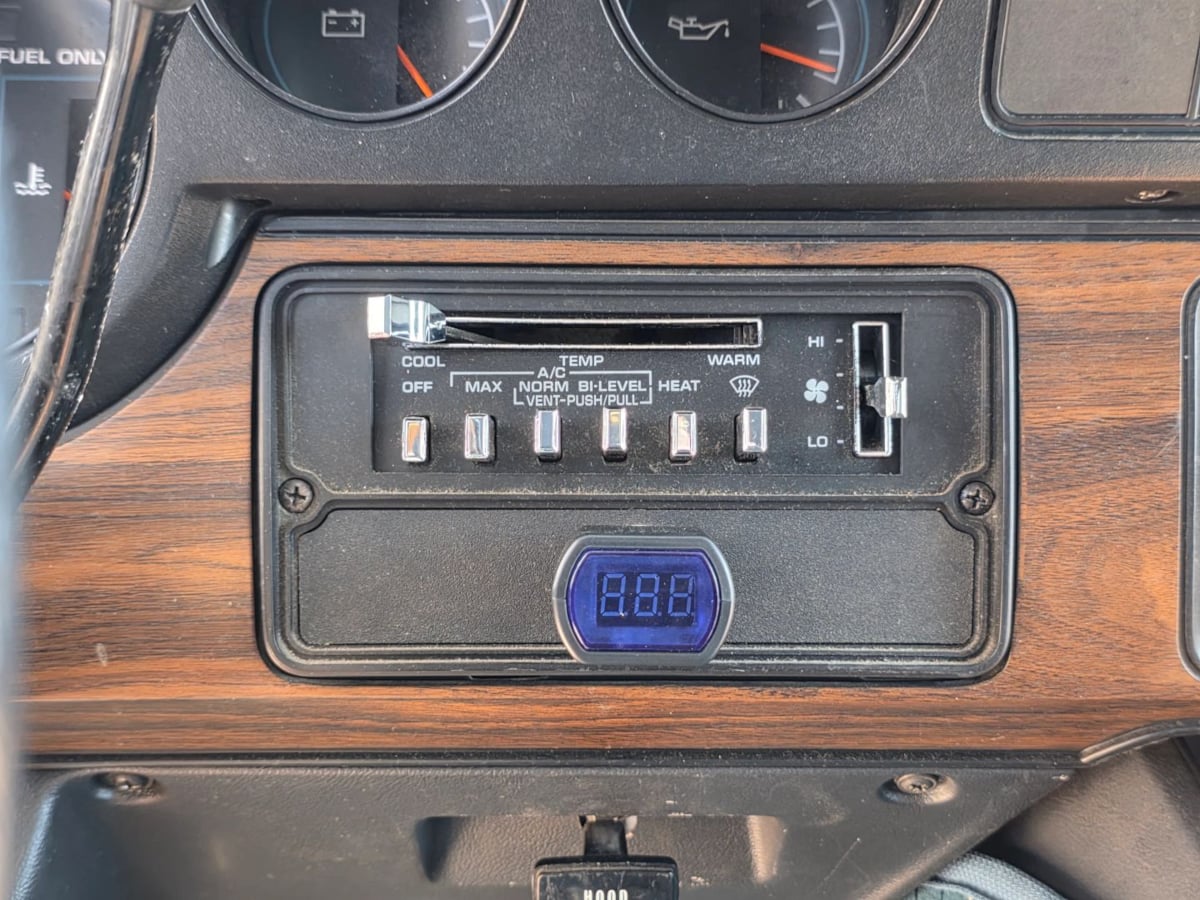 Photo 37 of this Dodge Ram Van