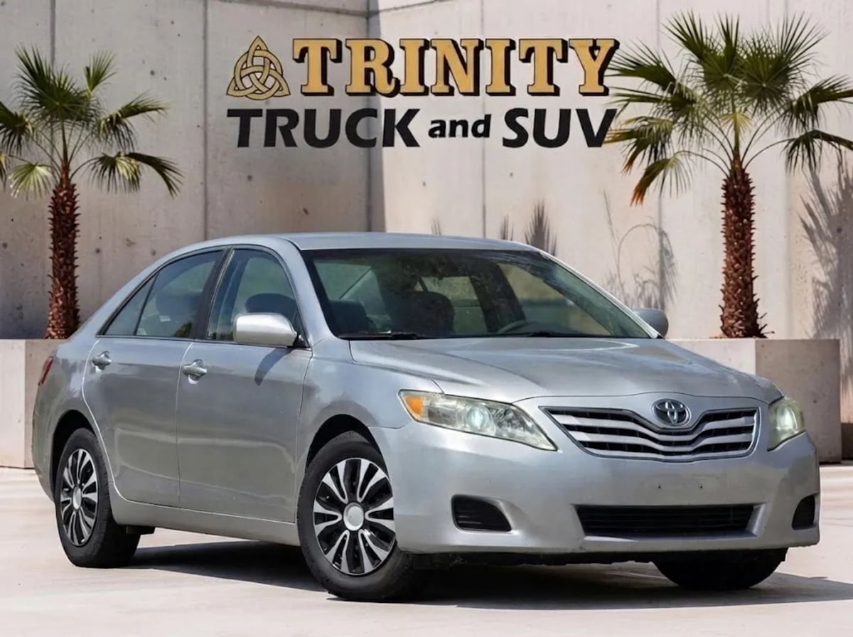 Sold 2011 Toyota Camry LE
