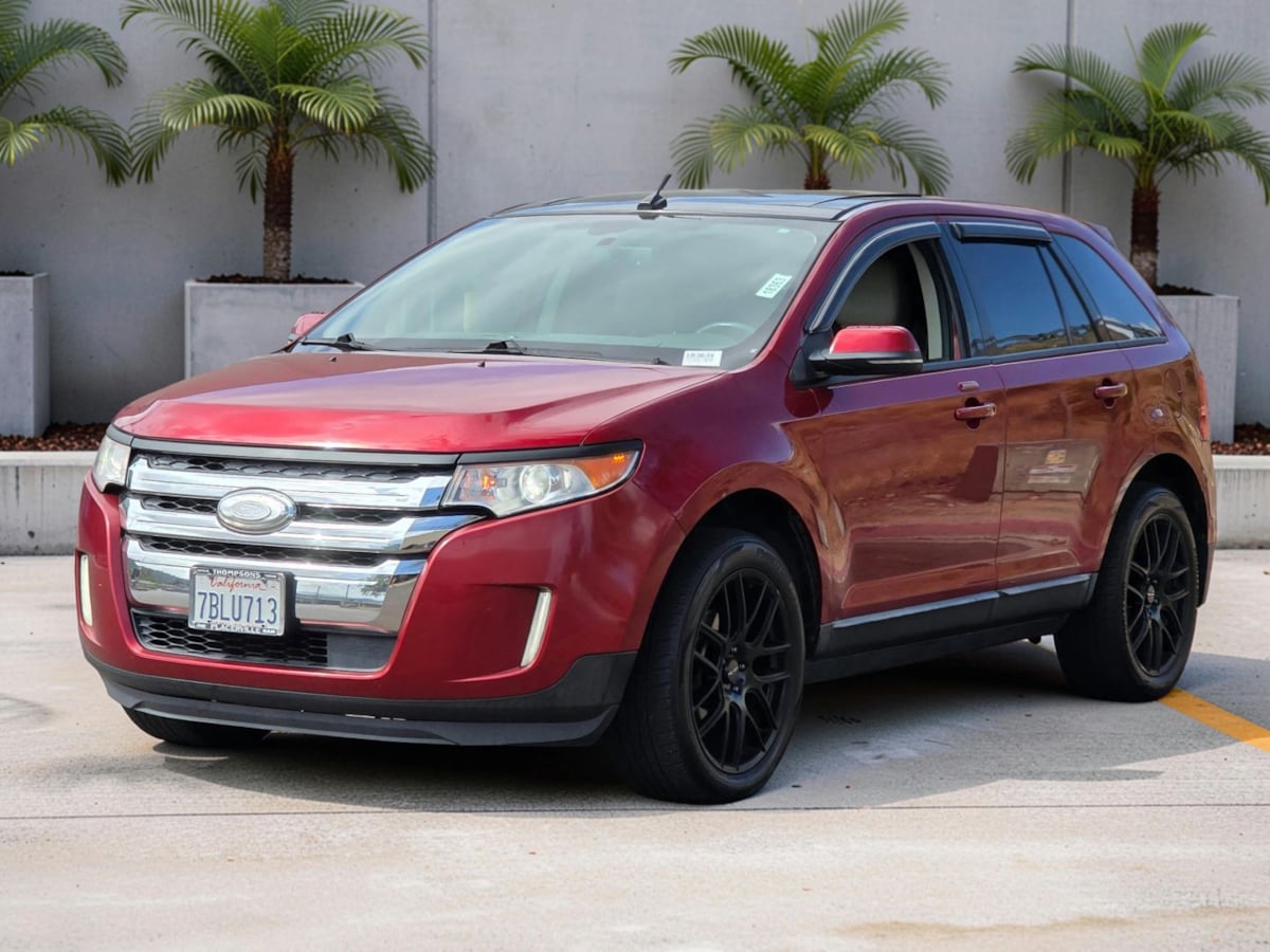 Photo 5 of this Ford Edge