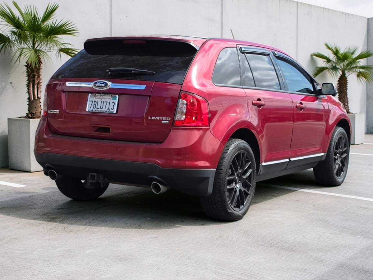 Photo 8 of this Ford Edge