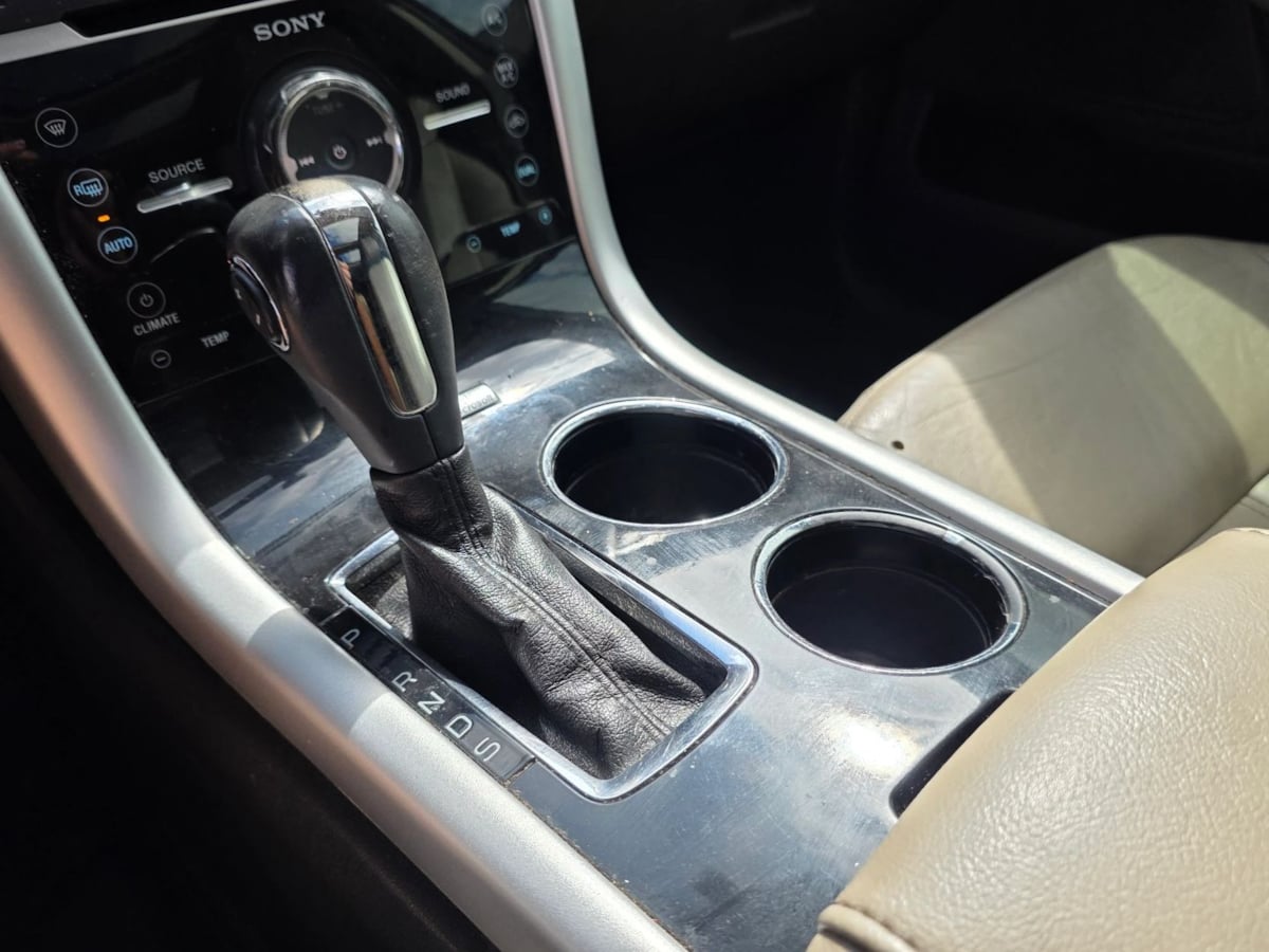 Photo 31 of this Ford Edge