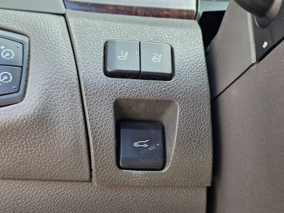 Photo 41 of this Ford Edge