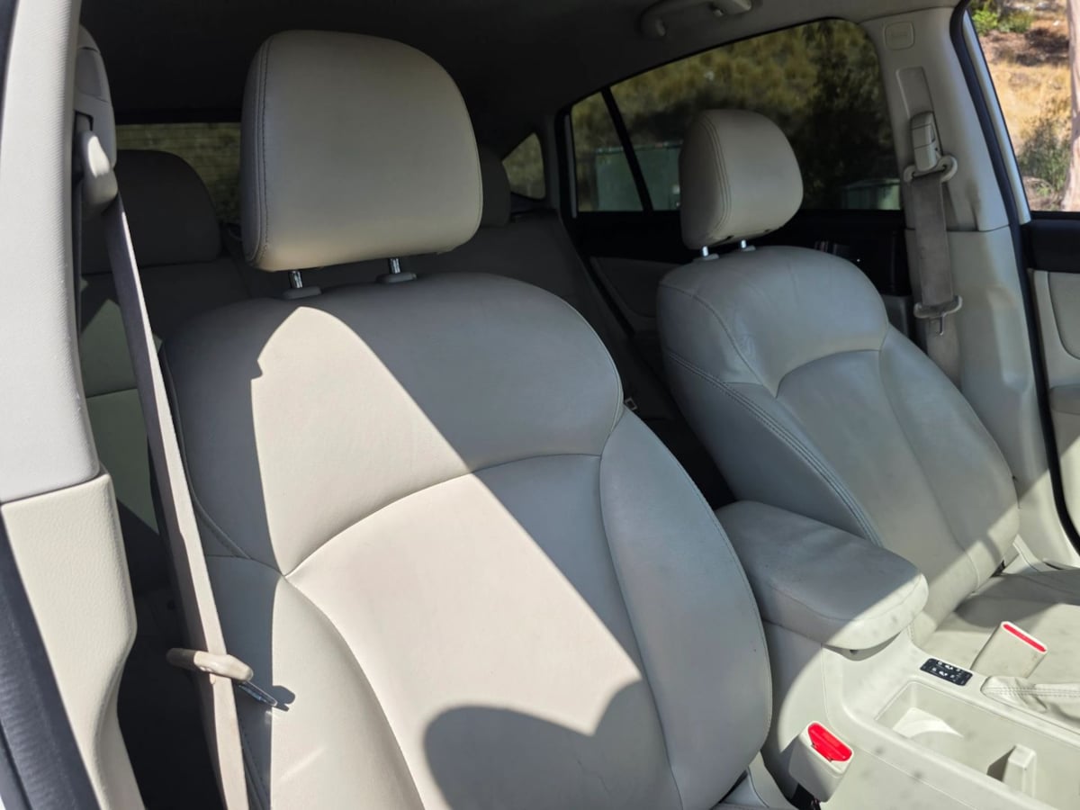 Photo 12 of this Subaru XV Crosstrek