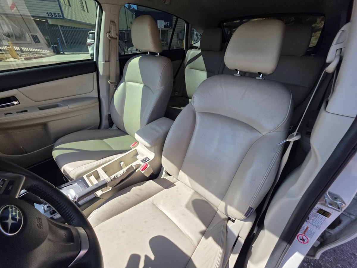Photo 17 of this Subaru XV Crosstrek